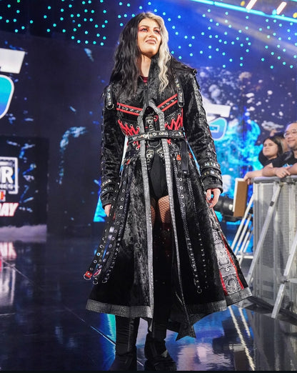 Blair Davenport (Bea Priestley ) ★WWE worn by him  Black×red gown ★