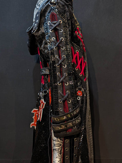 Blair Davenport (Bea Priestley ) ★WWE worn by him  Black×red gown ★