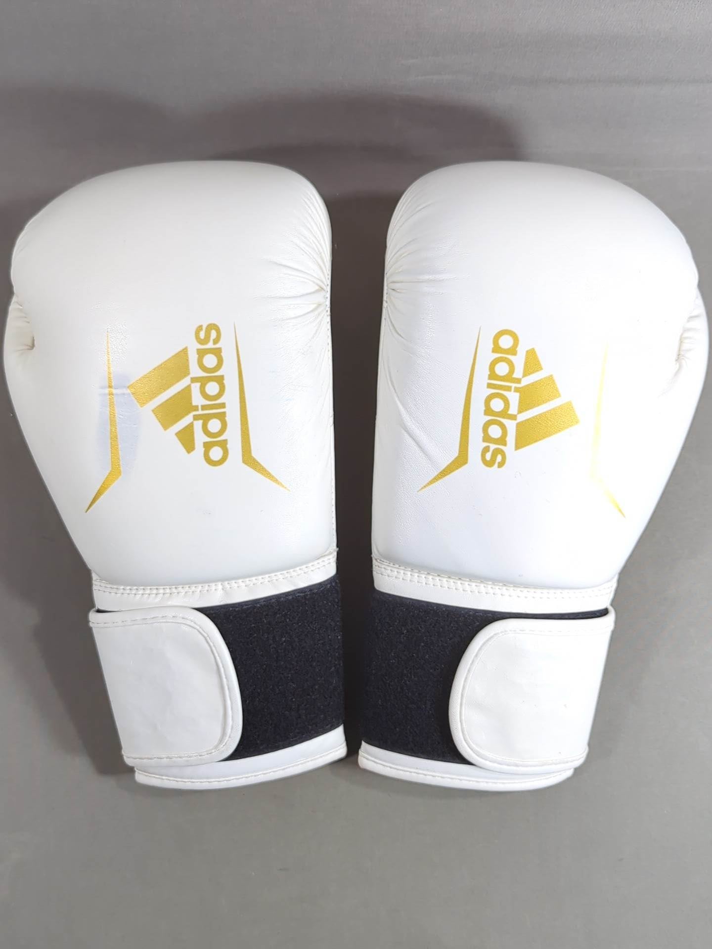 adidas パンチンググローブ