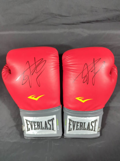 【Mikuru Asakura  hand signed autograph 】Made by EVERLAST Punching Gloves