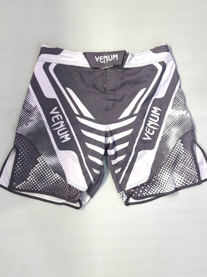 VENUM Fight Shorts (1) (Black× White)