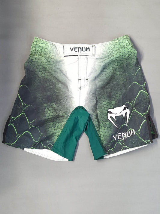 VENUM Fight Shorts (4) (White× Green)