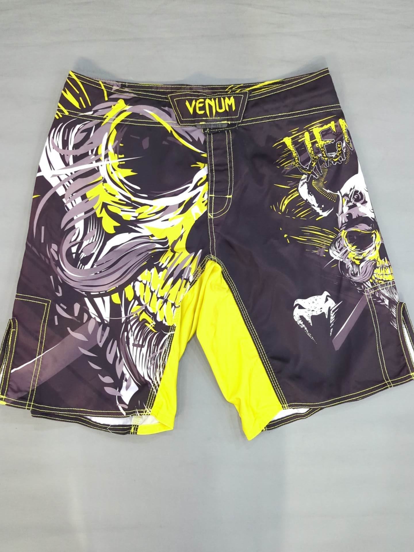 VENUM Fight Shorts (10) (Black× Yellow)