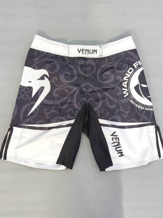 VENUM Fight Shorts (11) (White× Black)