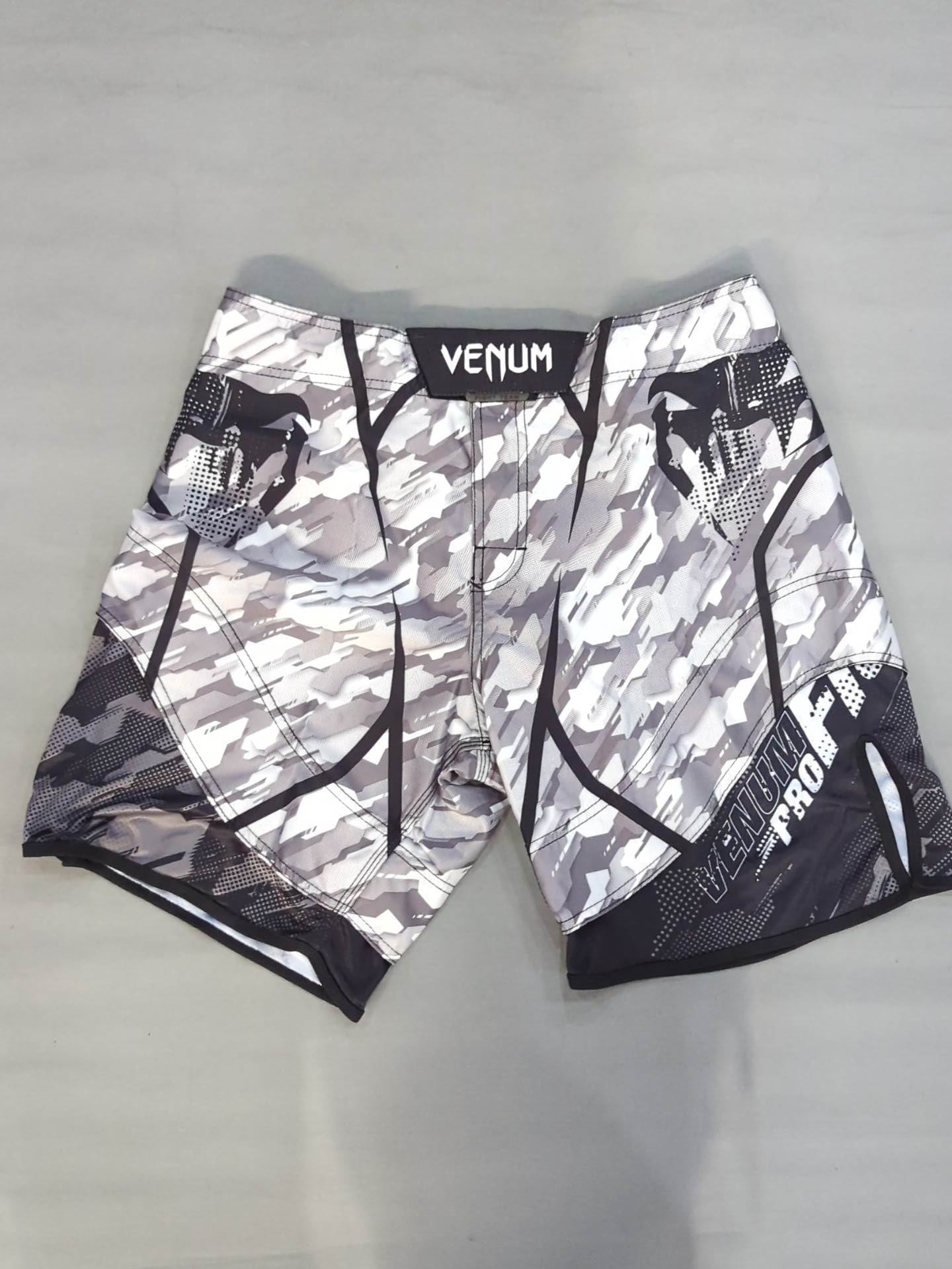 VENUM Fight Shorts (13) (Camouflage)