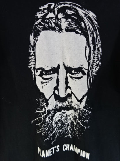 ダニエル・ブライアン イラストTシャツ①(WWE(2017) / ブラック)