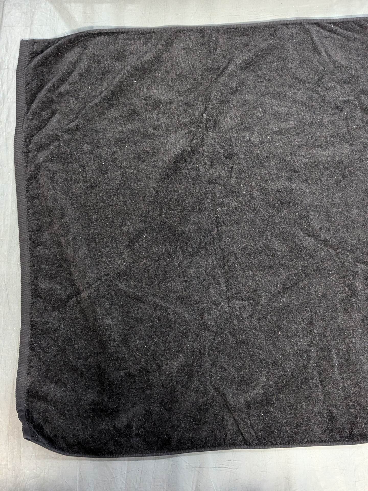 Minoru Suzuki Signature Embroidery Bath Towel (Black)