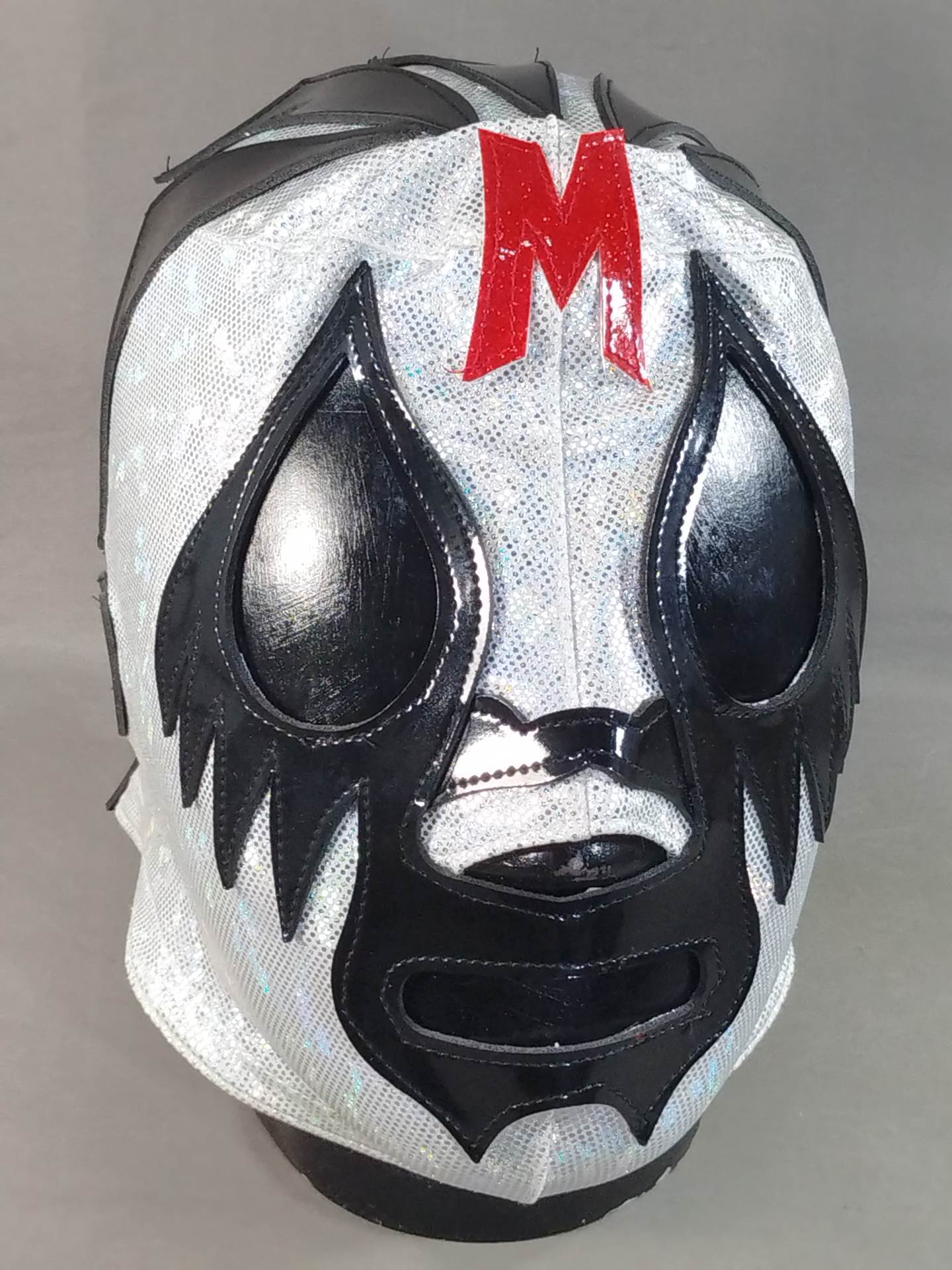 Mil Mascaras 