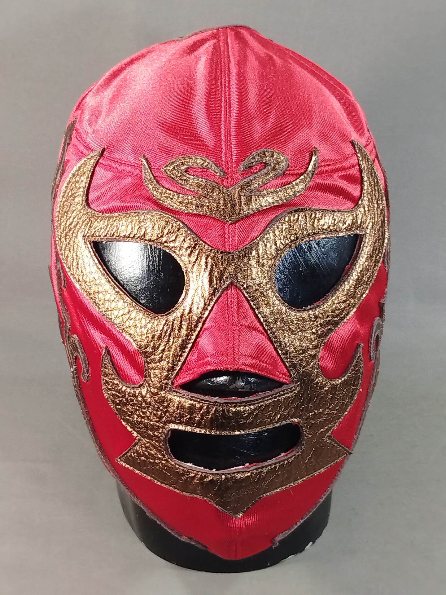 Mil Mascaras 