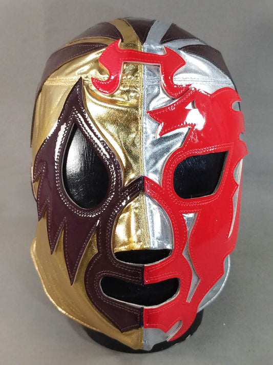Mil Mascaras 