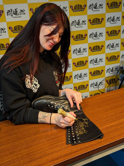 ブレア・ダヴェンポート(ビー・プレストリー) ★WWE 実使用 リングシューズ★