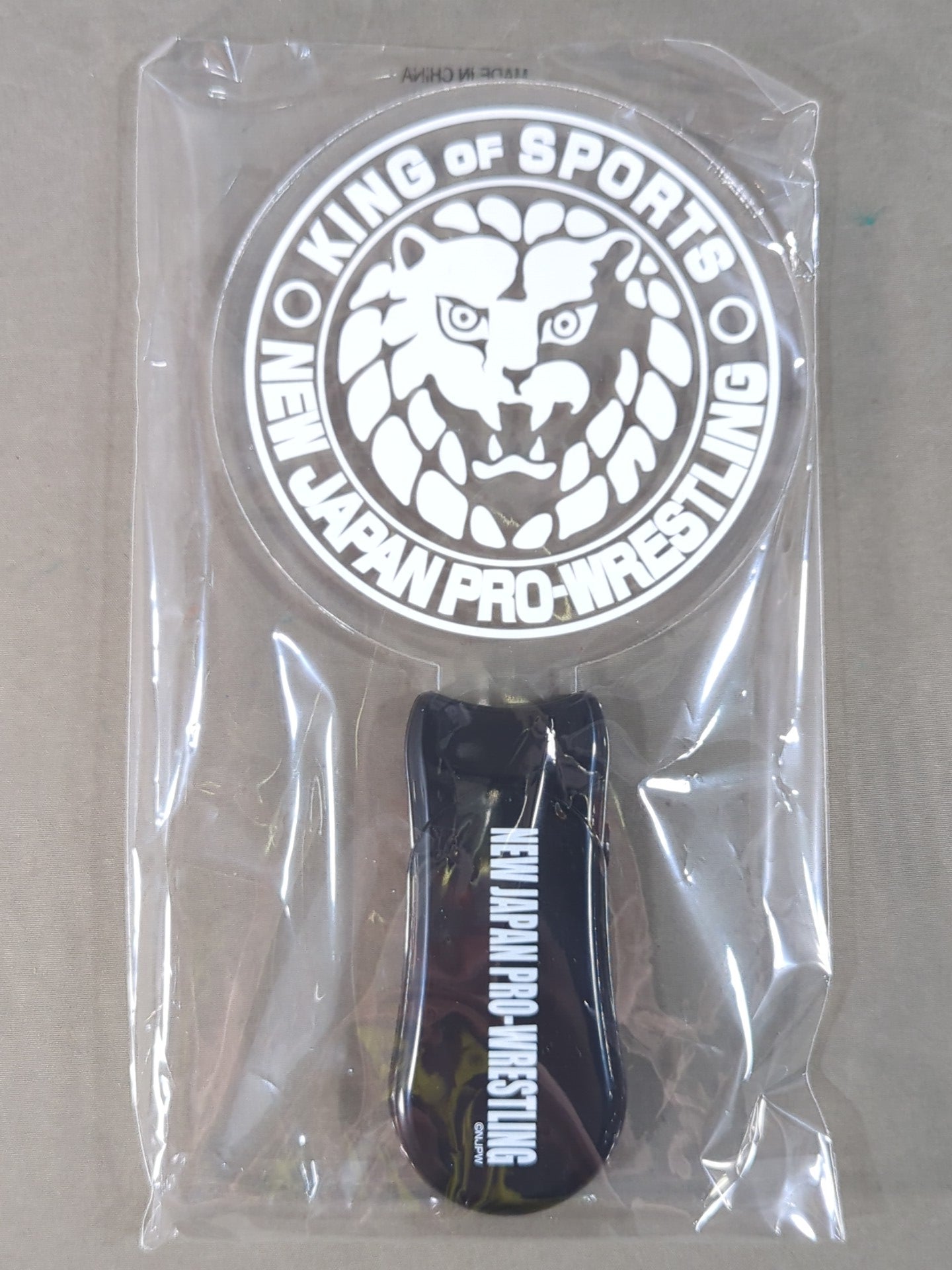★新日本プロレスくじ★ ライオンマーク ペンライト