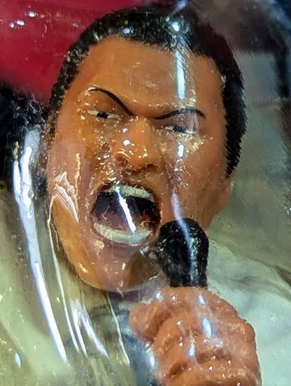 アントニオ猪木(スーツで｢ダーッ!｣)