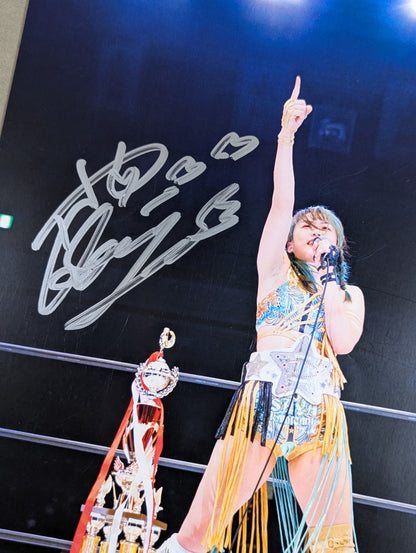 上谷沙弥 直筆サイン入り スターダムポートレート(V-2)