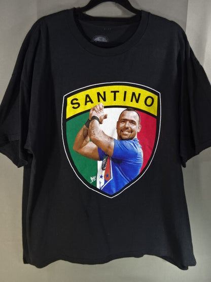 サンティーノ・マレラ ピクチャーTシャツ①(WWE(2010s) / ブラック)
