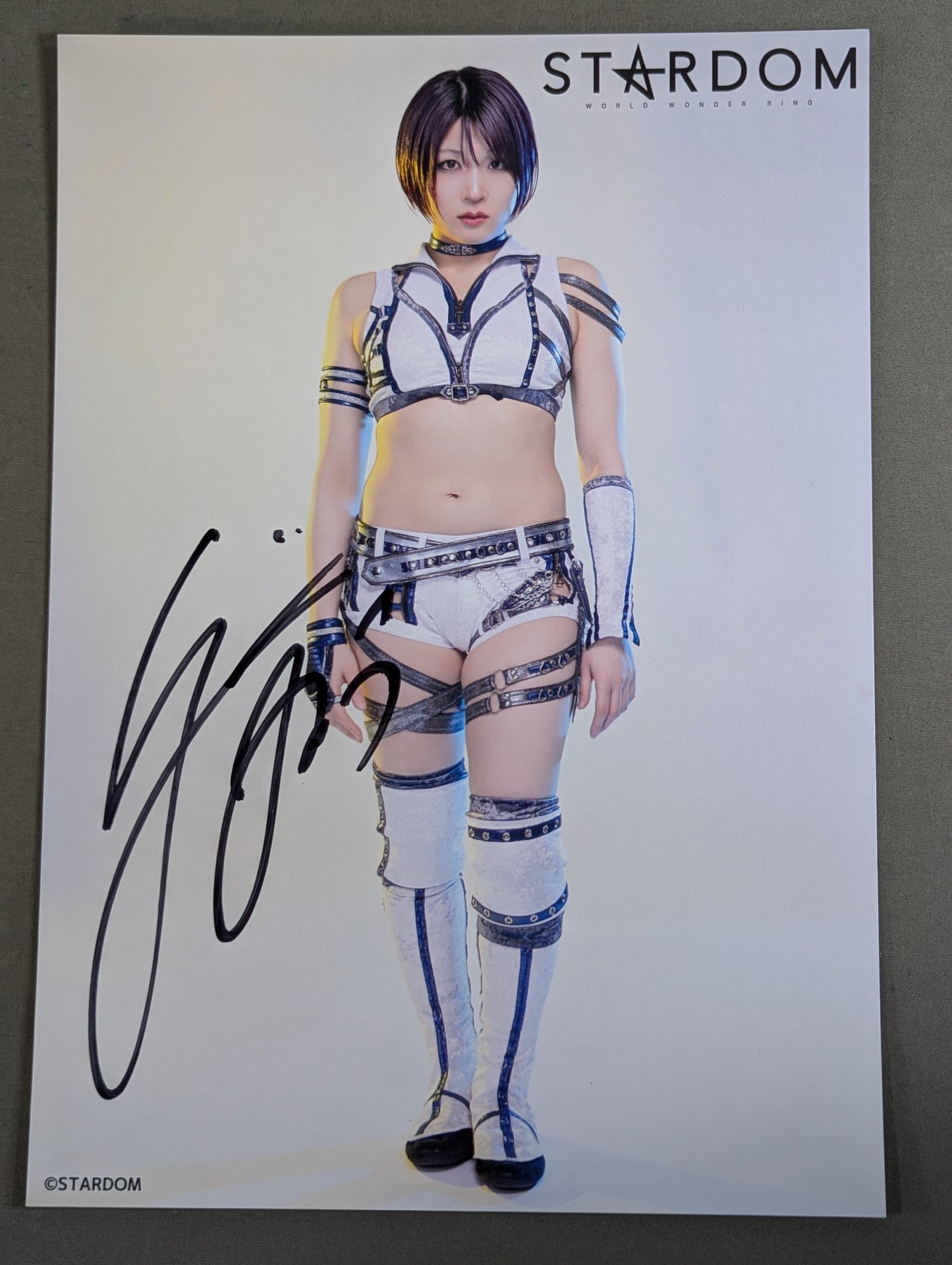 ★10周年記念★ 安納サオリ 直筆サイン入り ポートレート