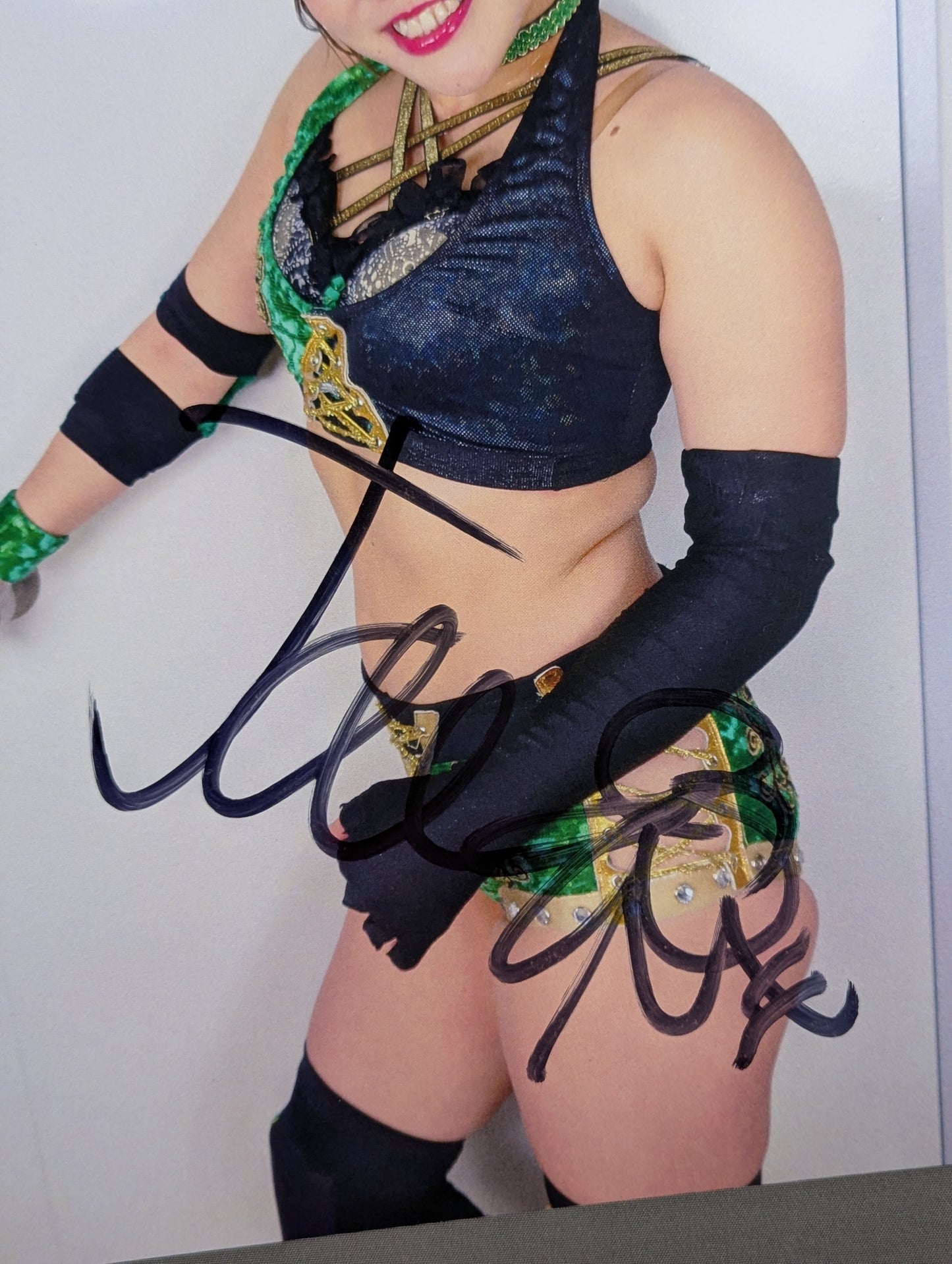 本間多恵 直筆サイン入りポートレート 2枚セット