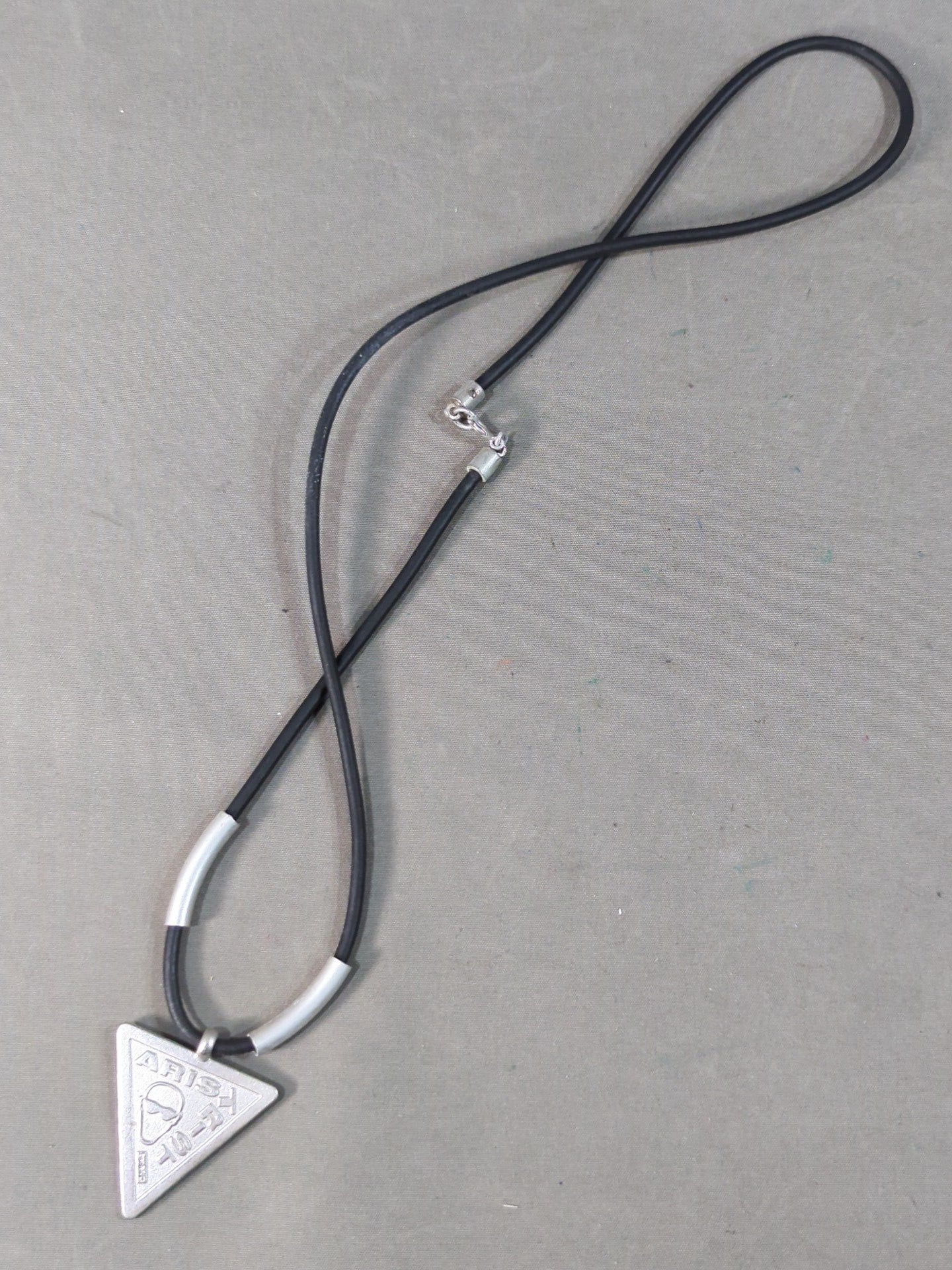 ★ARISTRIST★ チューブネックレス(トライアングルヘッド)①