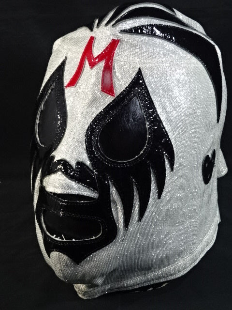 Mil Mascaras 