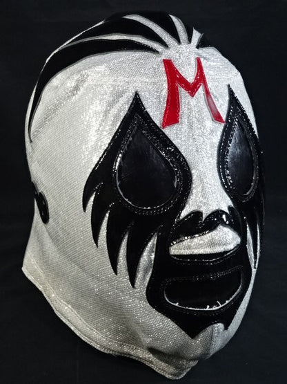 Mil Mascaras 