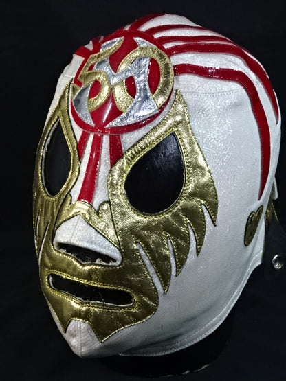 Mil Mascaras 