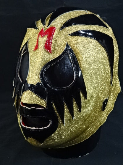 Mil Mascaras 