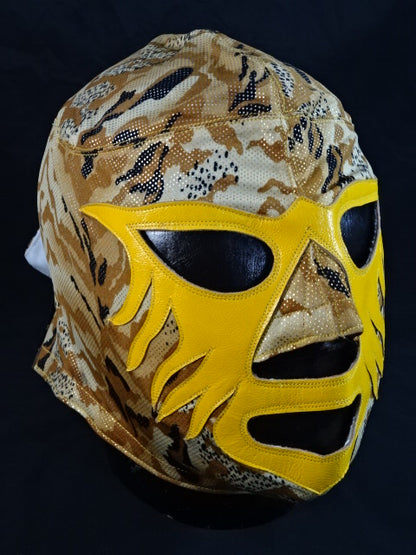 Mil Mascaras 