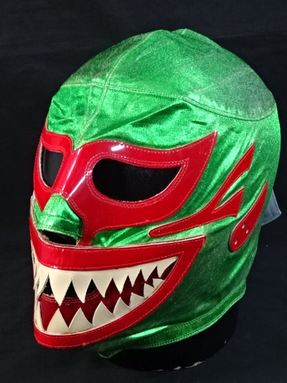 Mil Mascaras 