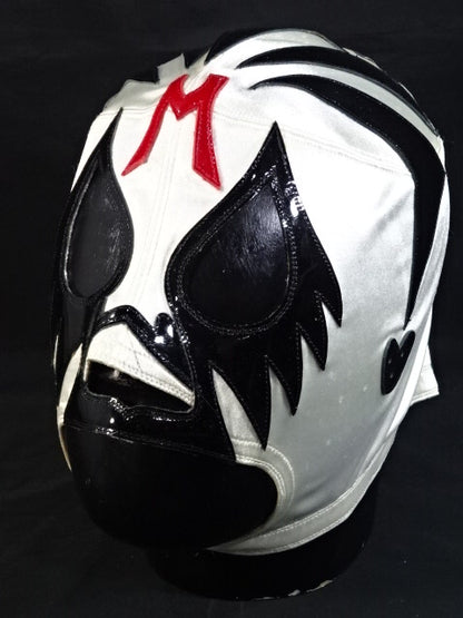 Mil Mascaras 