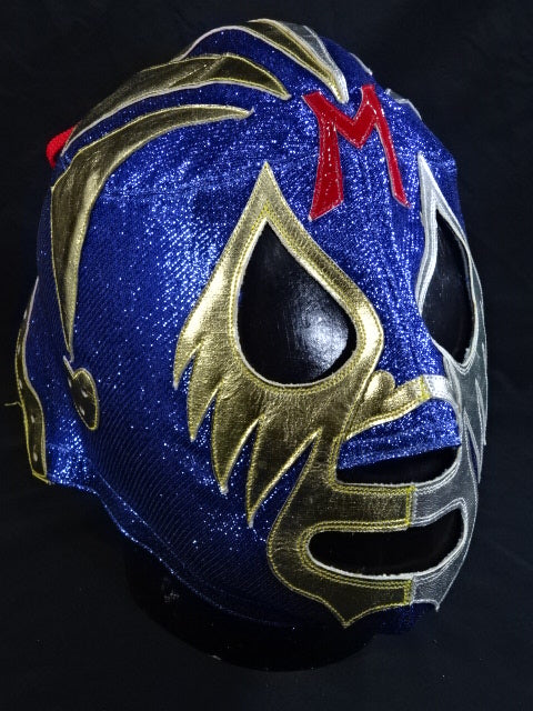 Mil Mascaras 
