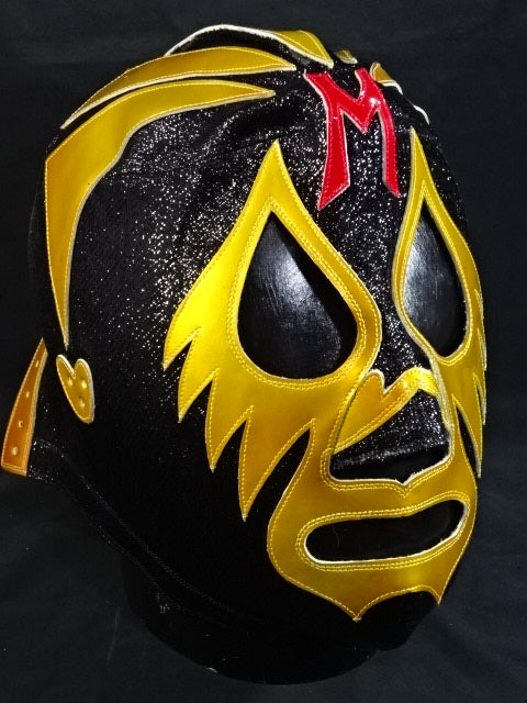 Mil Mascaras 