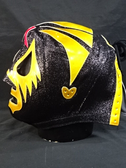 Mil Mascaras 