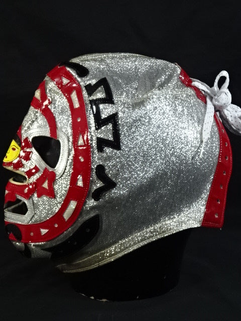 Mil Mascaras 