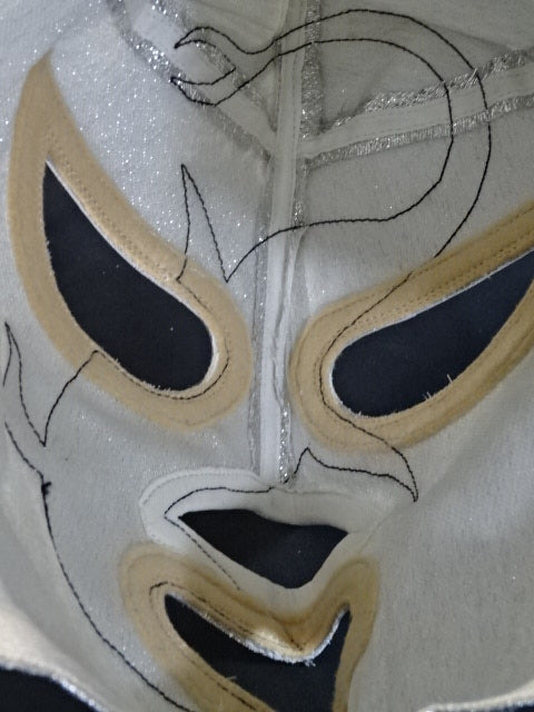 Mil Mascaras 