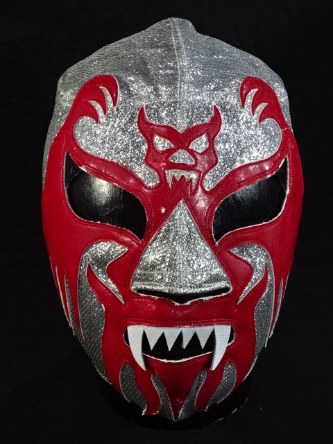 Mil Mascaras 