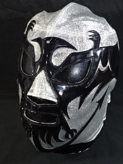 Mil Mascaras 