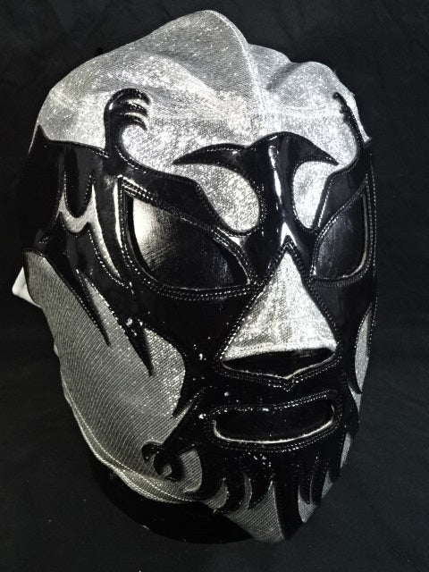 Mil Mascaras 