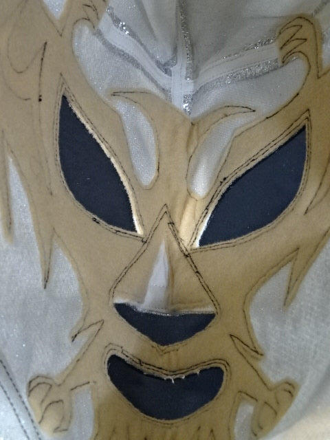 Mil Mascaras 