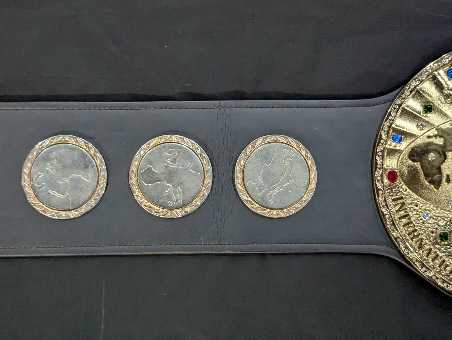 ★ Muto Keiji & Great Muta 2 hand signed autographs !! ★ IWGP heavy weight championship belt (first generation)