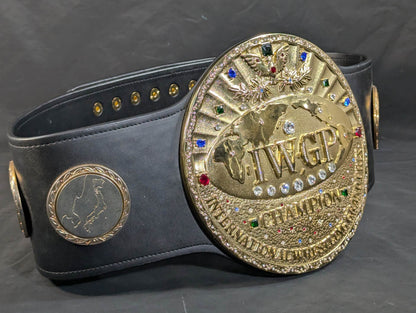 ★ Muto Keiji & Great Muta 2 hand signed autographs !! ★ IWGP heavy weight championship belt (first generation)