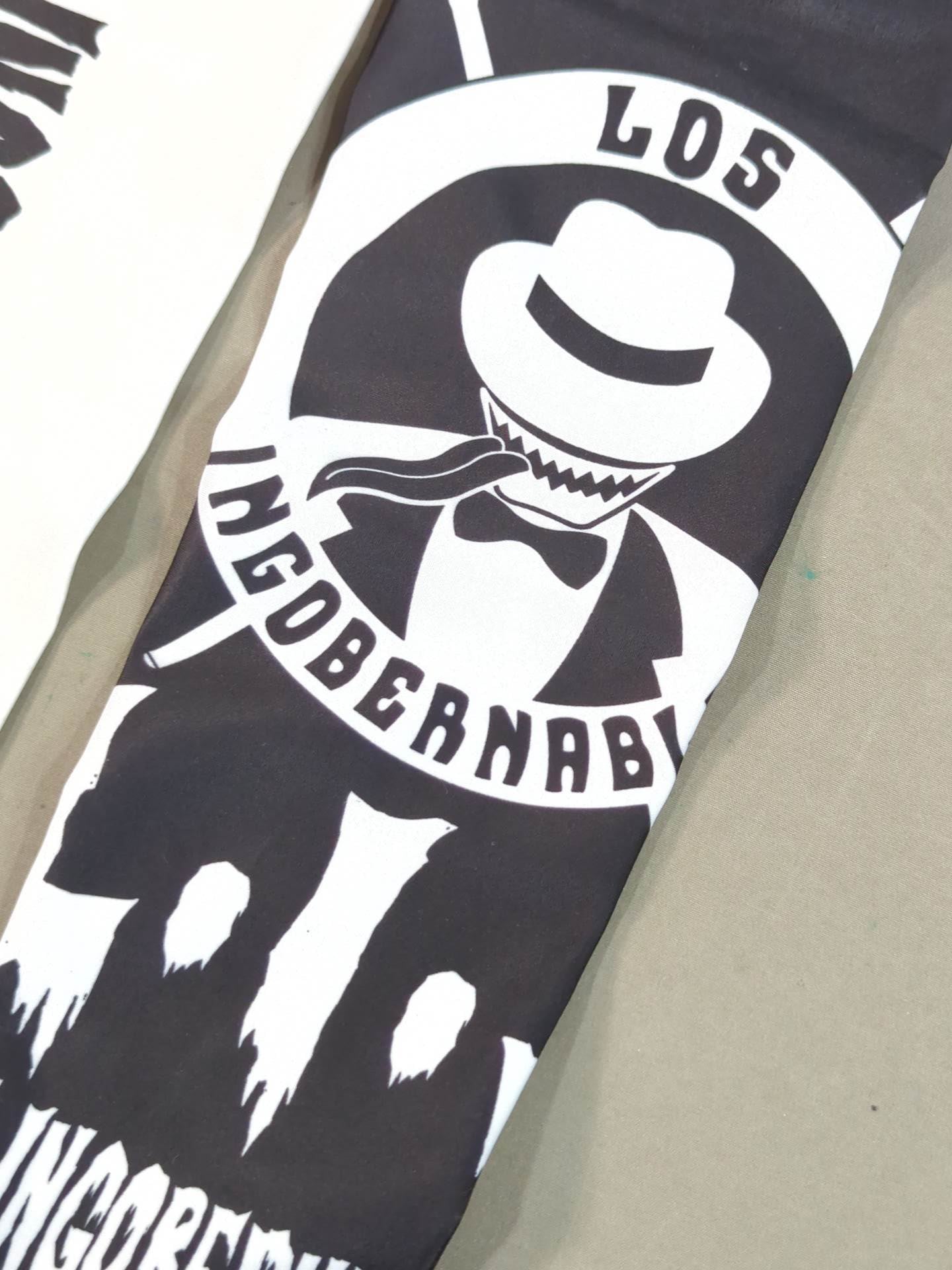 BUSHI アームバンド(2個1セット)(ブラック×ホワイト・ホワイト×ブラック)