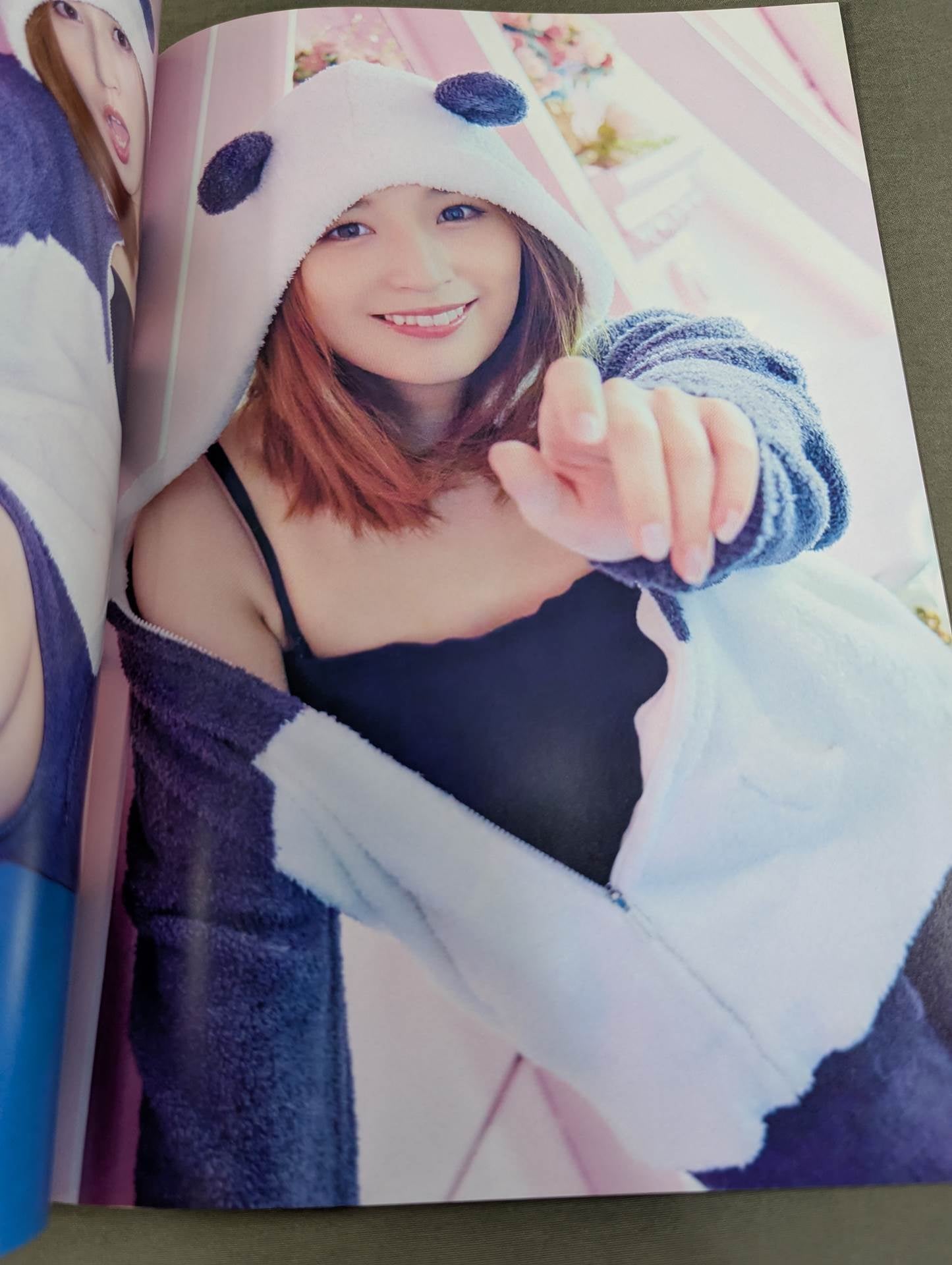 Miku Aono  photo  BRILLIANT