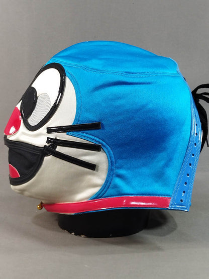 Cat-shaped robot-like mask