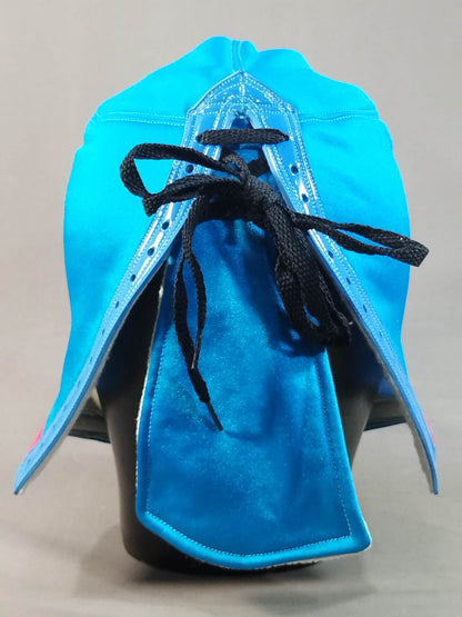 Cat-shaped robot-like mask