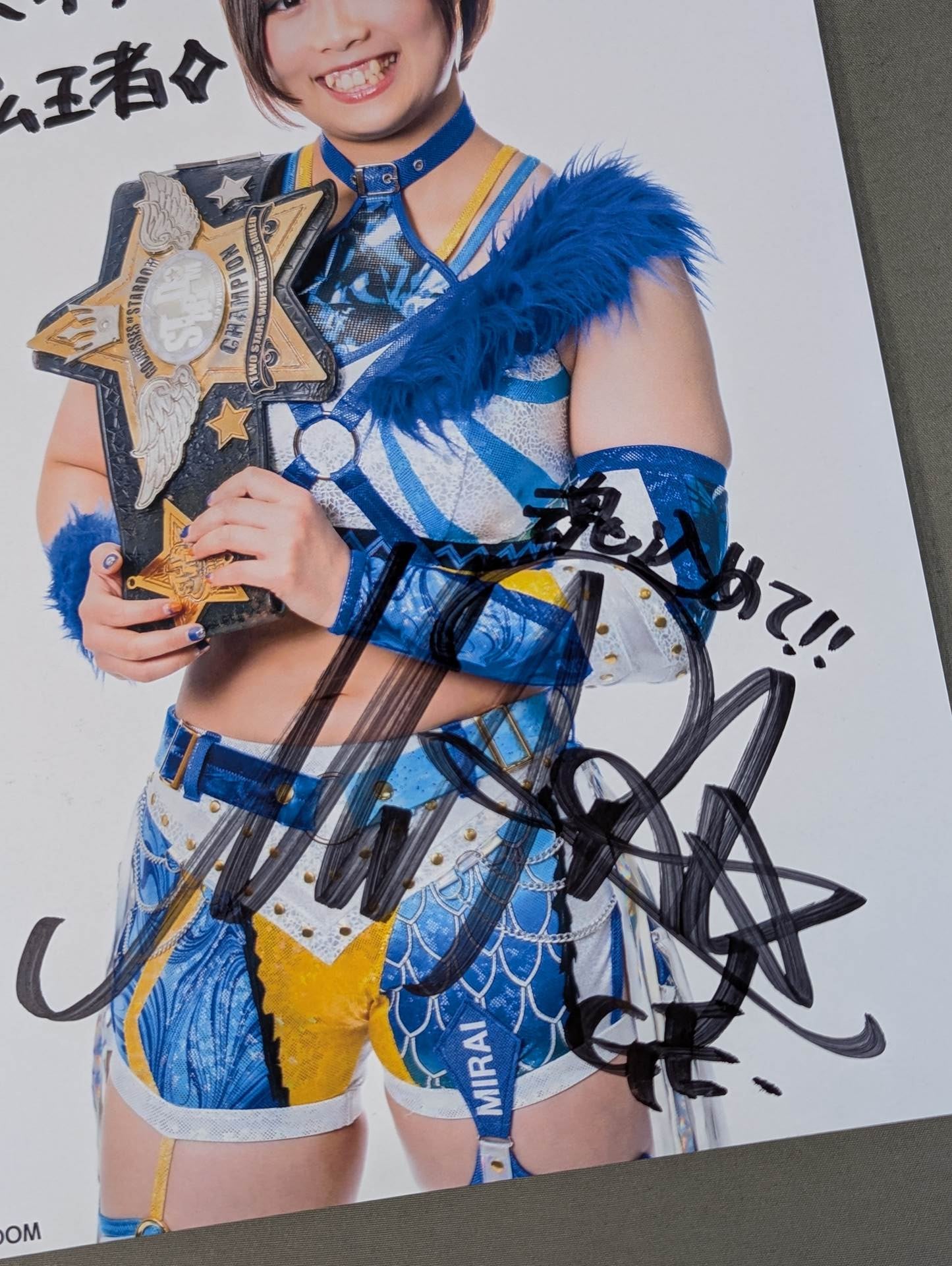 MIRAI hand signed autograph  stardom Pro-Photo (C-2)