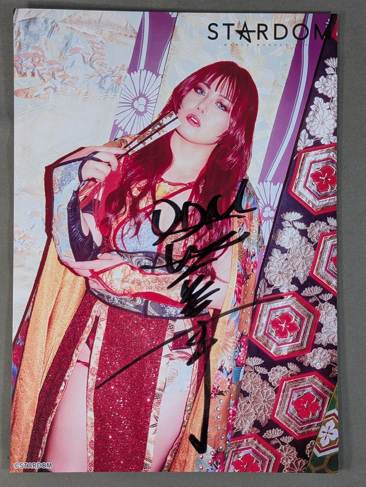 舞華 直筆サイン入り スターダムポートレート(Q-7)