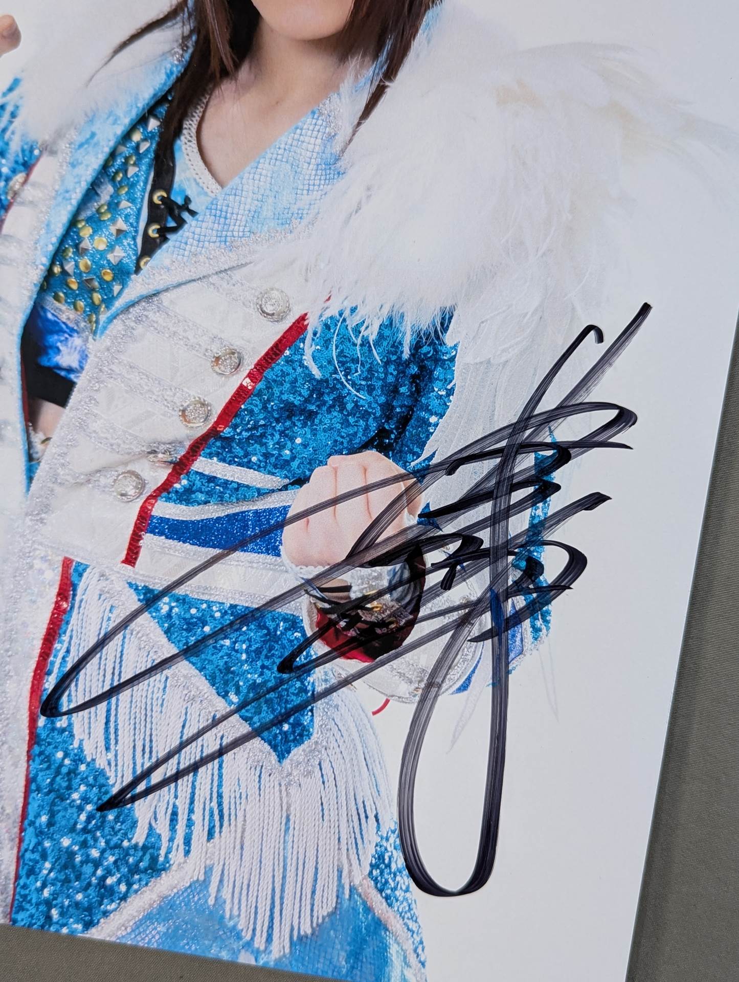 岩谷麻優 直筆サイン入り スターダムポートレート(U-7)