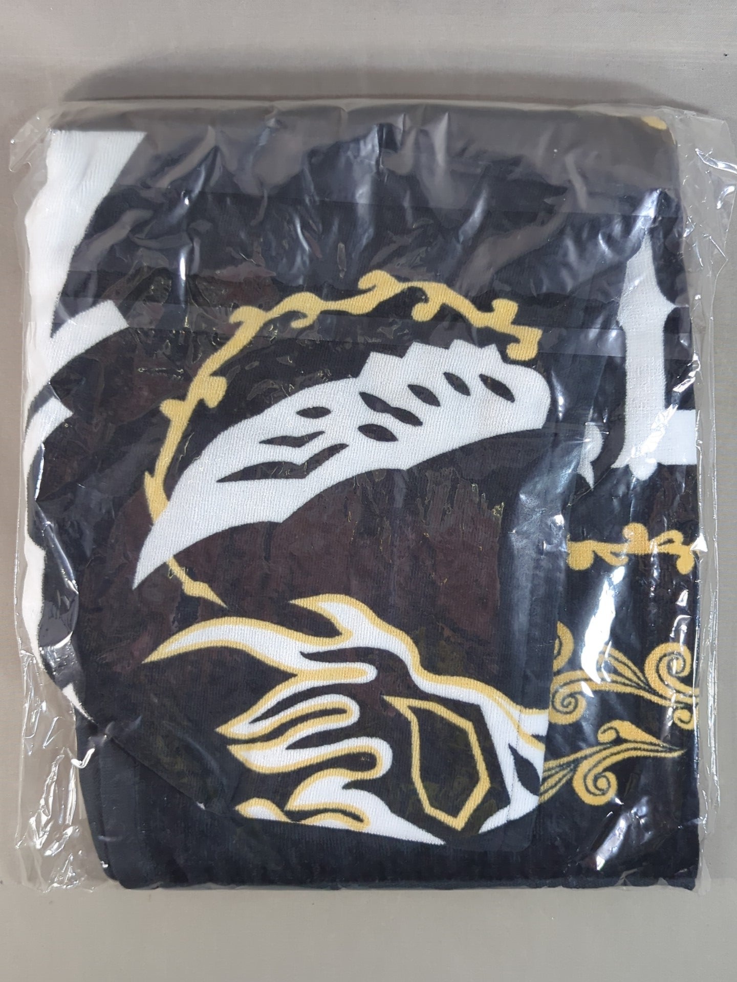 El Desperado hoodie  towel