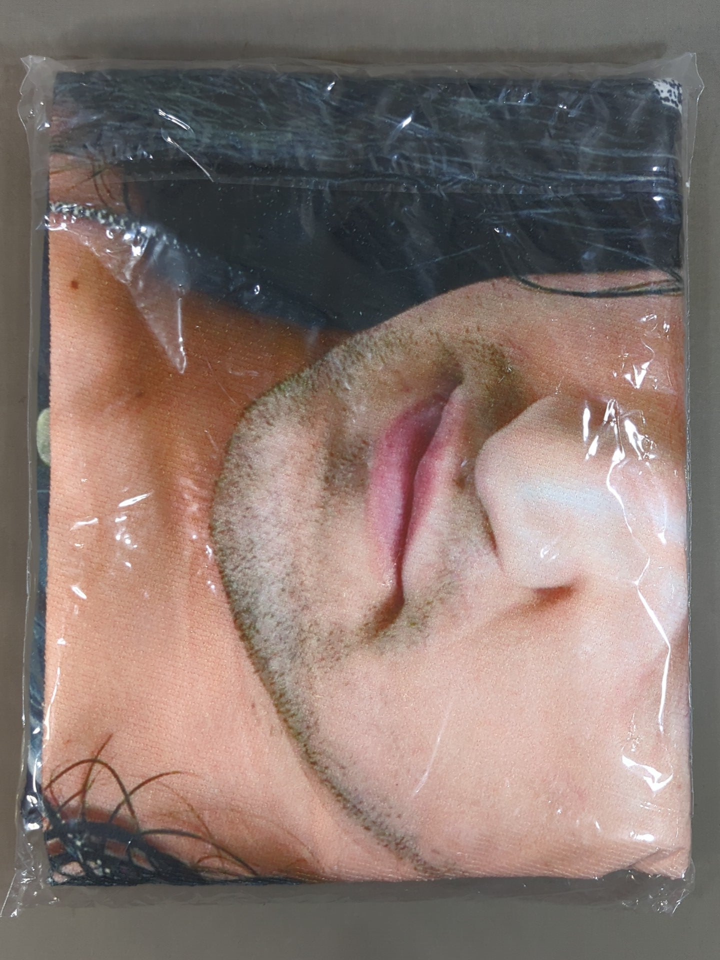 Jay White Circle Towel