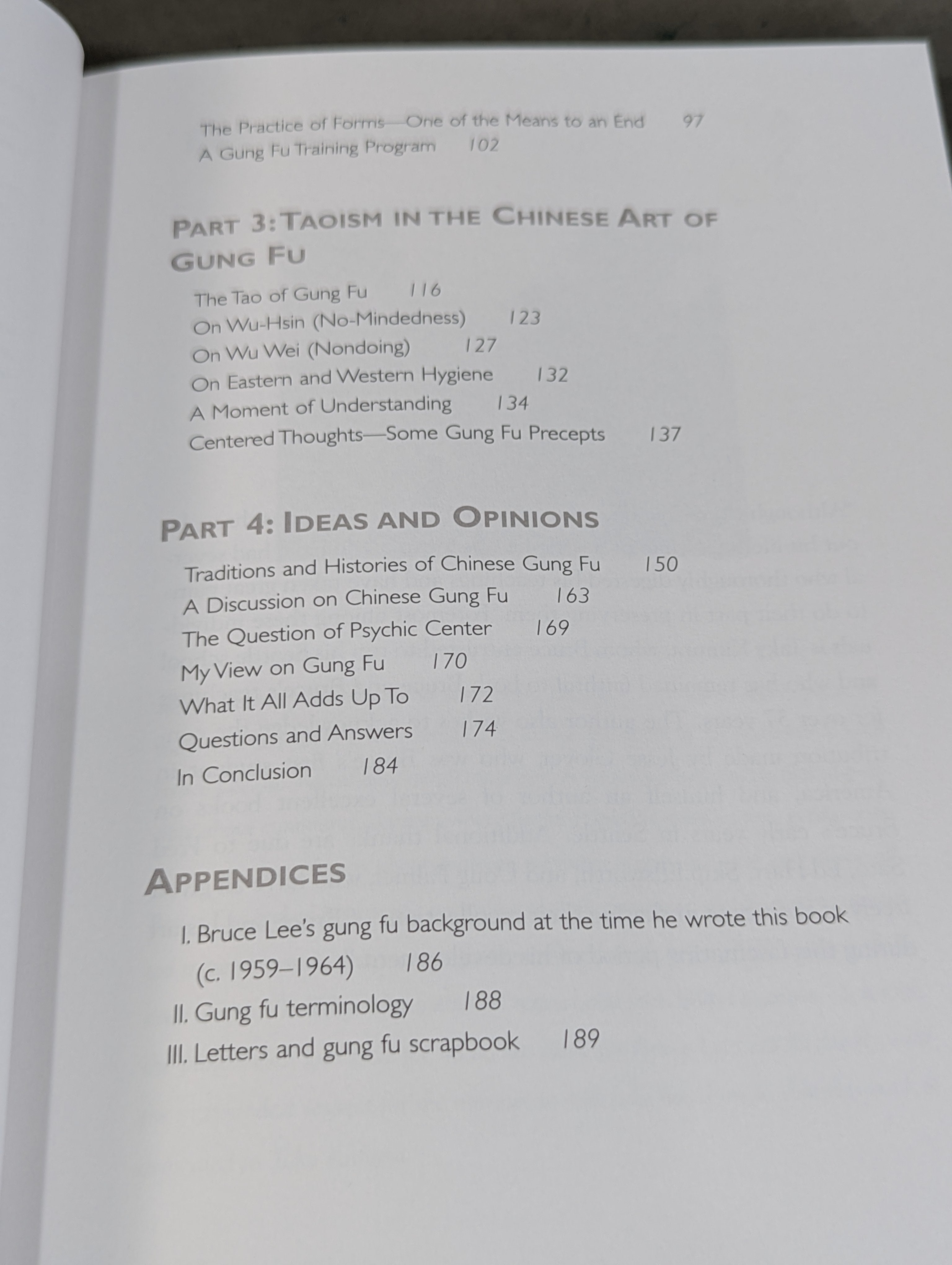 Bruce Lee The Tao of Gung Fu : A Study in the Way of Chinese